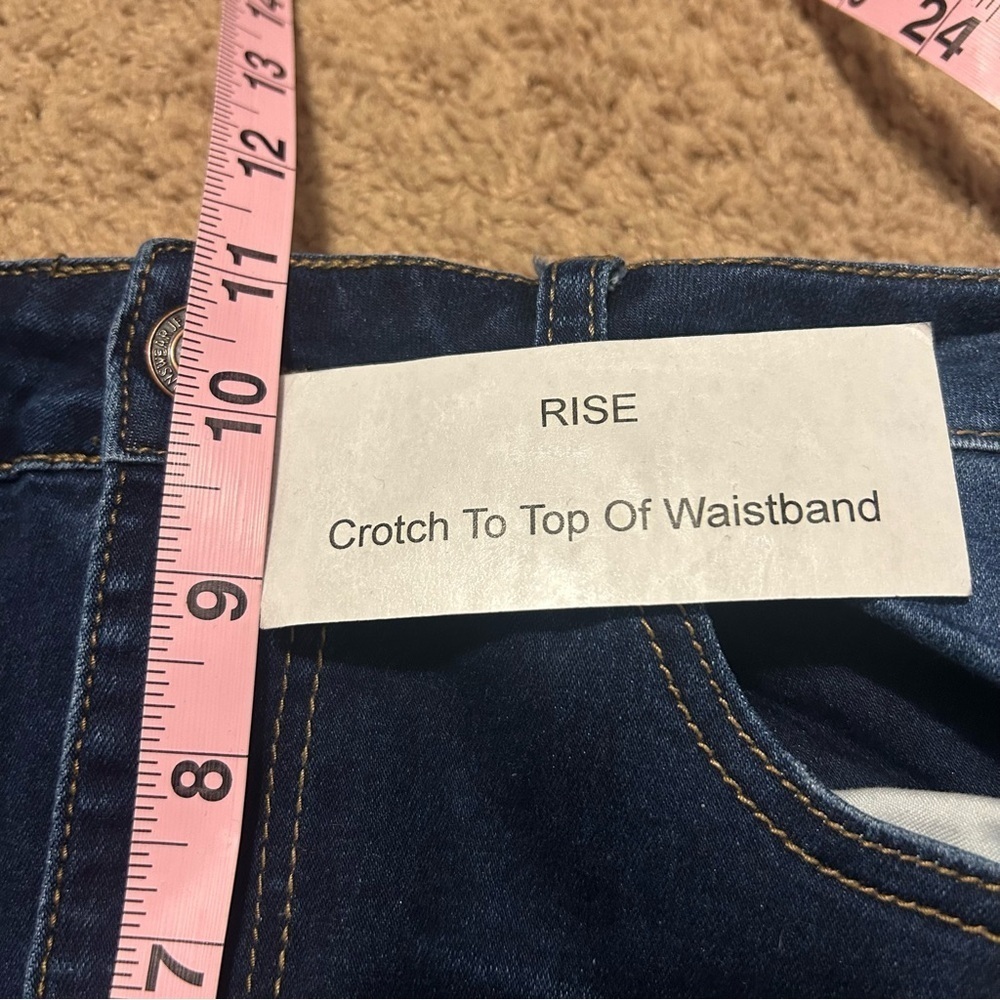 Elite Jeans | High Rise Distressed Skinny Dark Wash Ripped Juniors Size 13/14 - Picture 12 of 13
